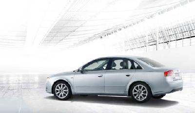 Fotky: Audi A4 2.0 Multitronic Exec (foto, obrazky)